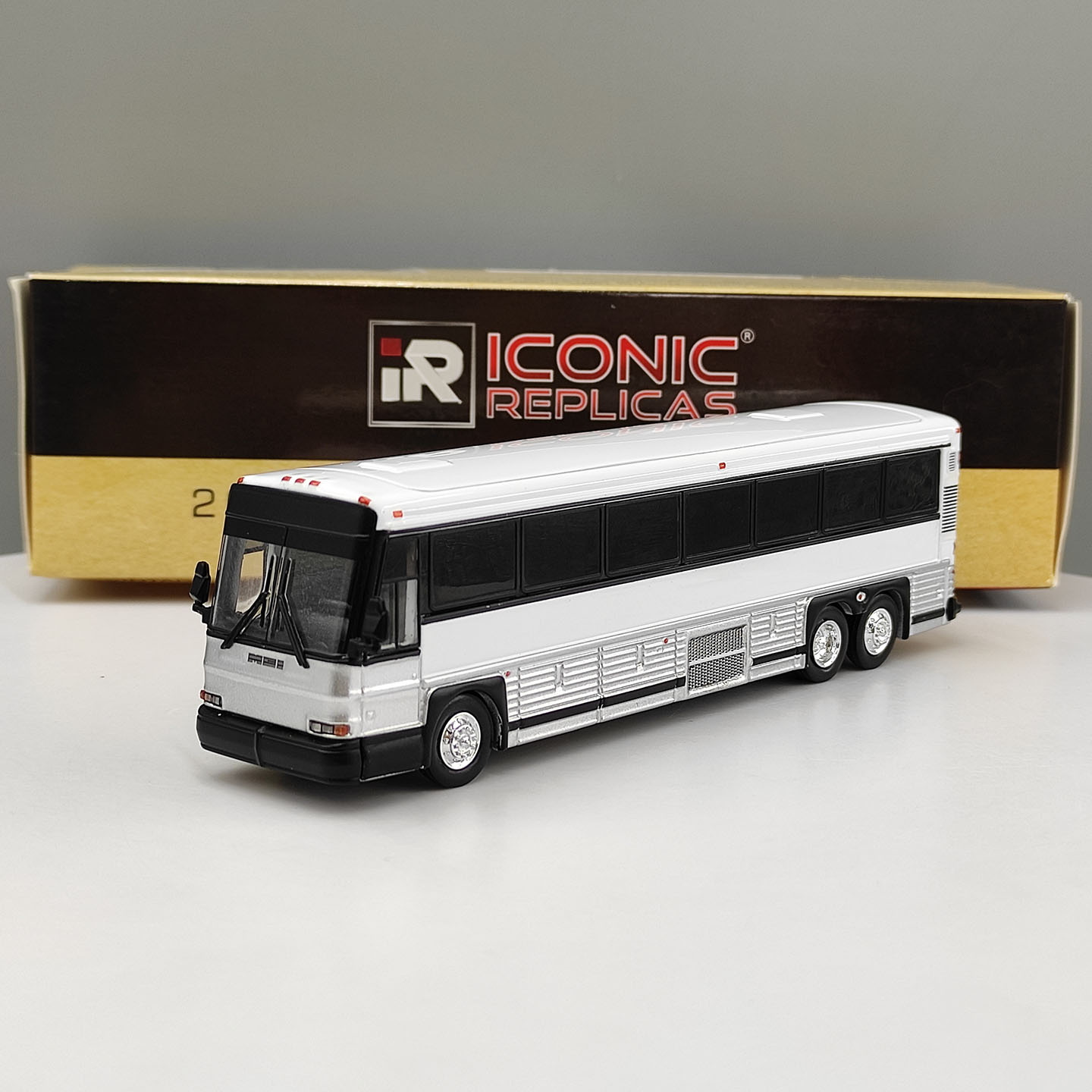 Vintage Collection Haul - โมเดลรถบัสวินเทจ Diecast IR ขนาด 1:87 รถบัสทางไกล