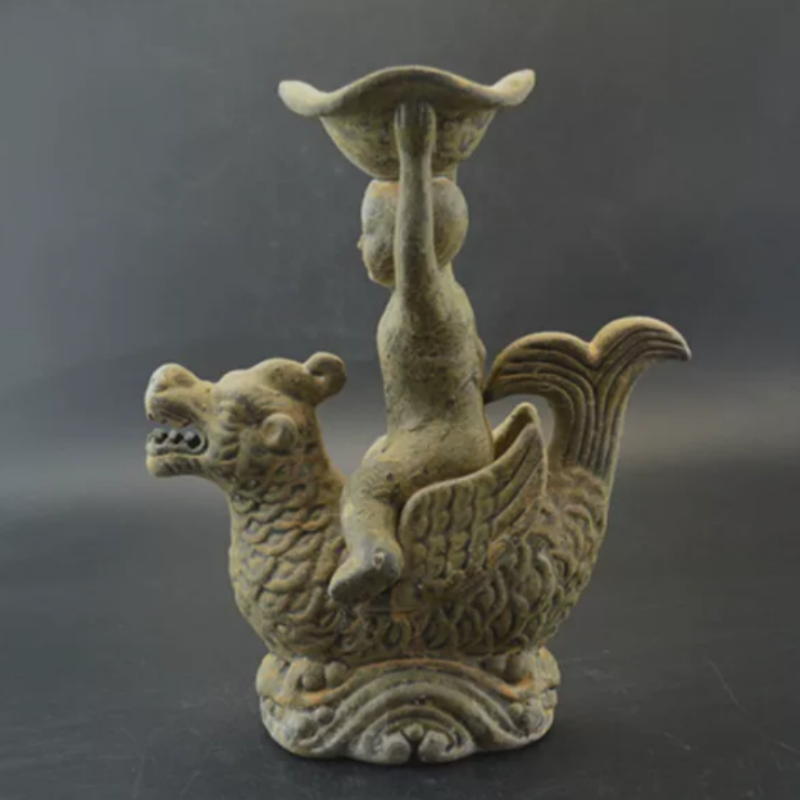 Collectible Vintage Lamps - ฐานโคมไฟน้ำมันยี่ห้อ Yue Kiln Qilin สไตล์วินเทจ -