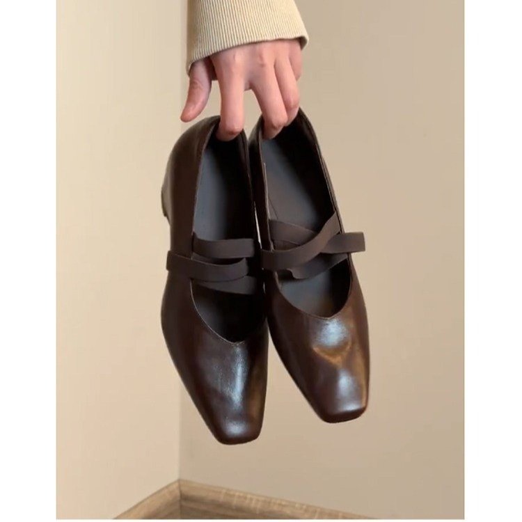 รองเท้าส้นเตี้ยสไตล์วินเทจแบบฝ - Vintage Collectible Shoes บทวิจารณ์และราคา