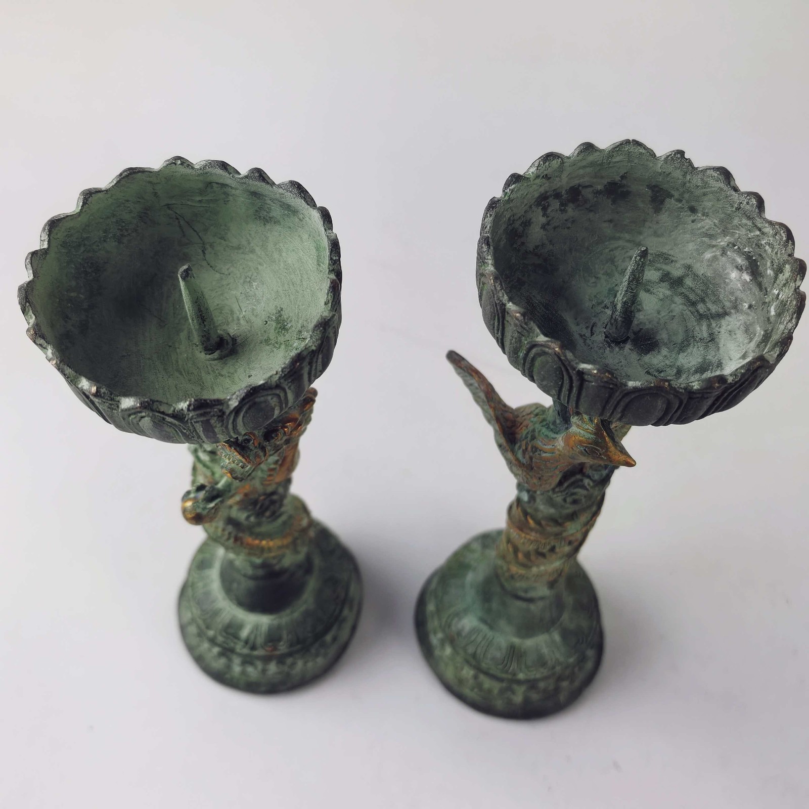 ของสะสมพื้นบ้าน: โคมไฟน้ำมันแก - Collectible Vintage Lamps บทวิจารณ์และราคา