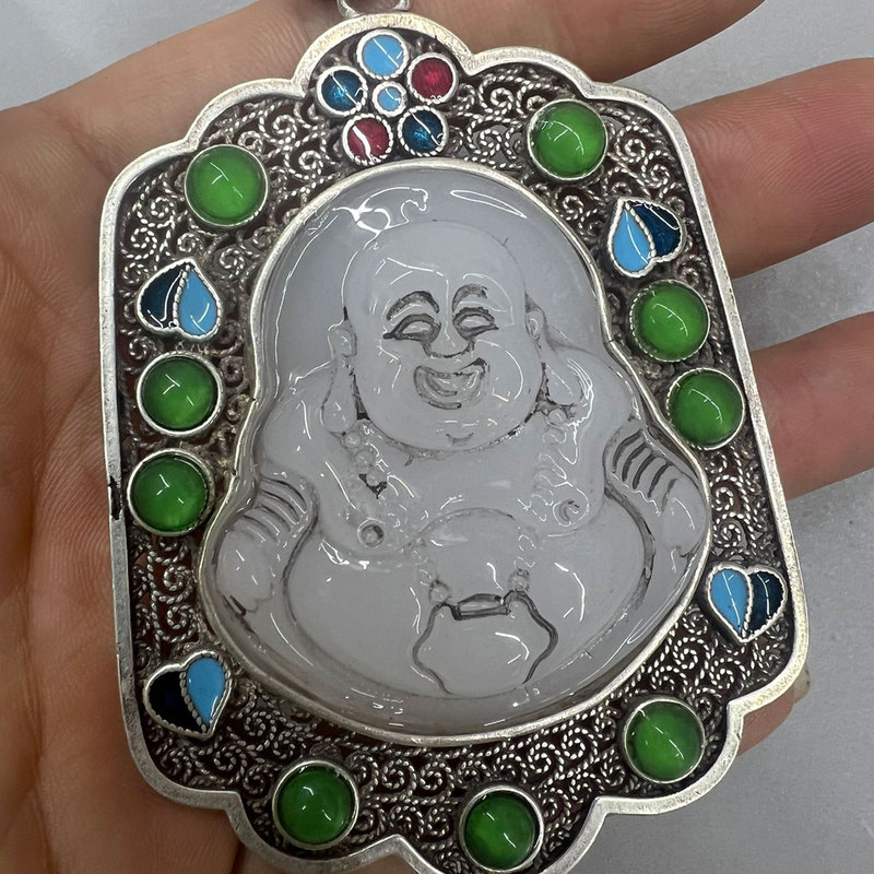 พระเครื่องพระพุทธรูปหยกฝังเงิน - Vintage Collectible Market บทวิจารณ์และราคา