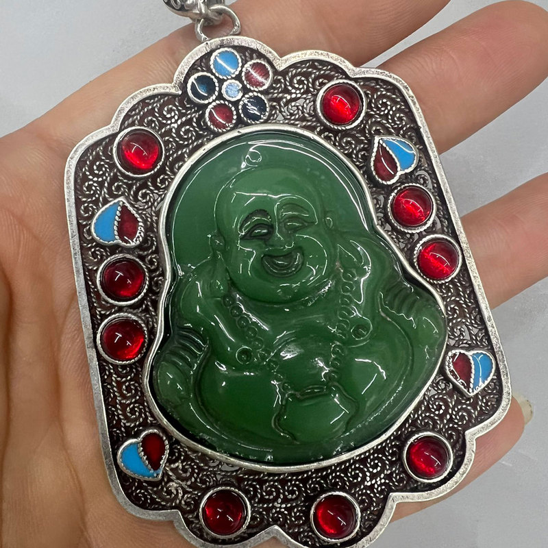 พระเครื่องพระพุทธรูปหยกฝังเงิน - Vintage Collectible Market บทวิจารณ์และราคา