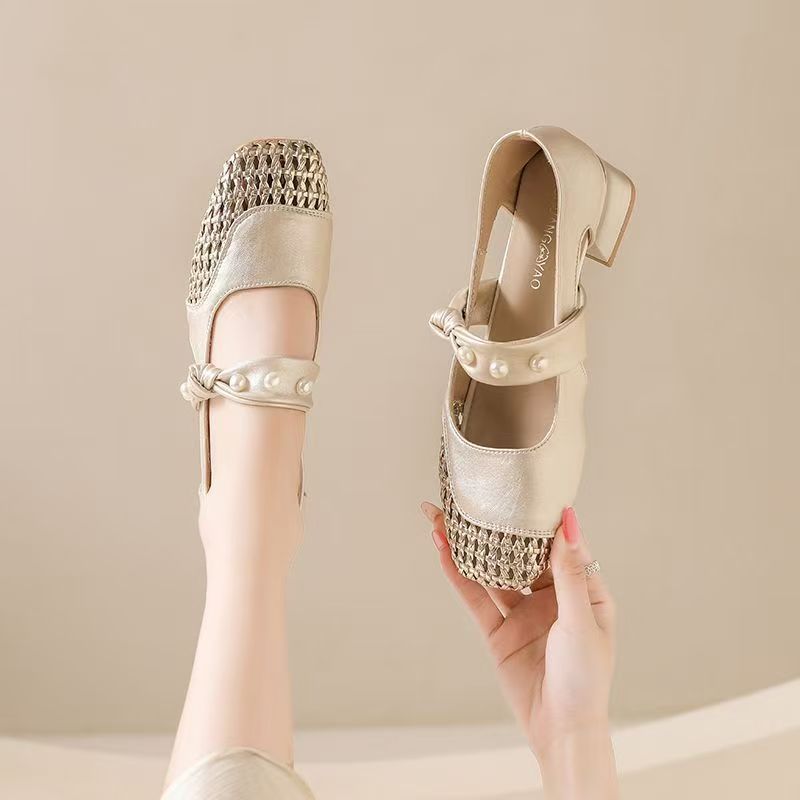 รองเท้าสไตล์วินเทจสำหรับผู้หญิ - Vintage Collectible Shoes บทวิจารณ์และราคา