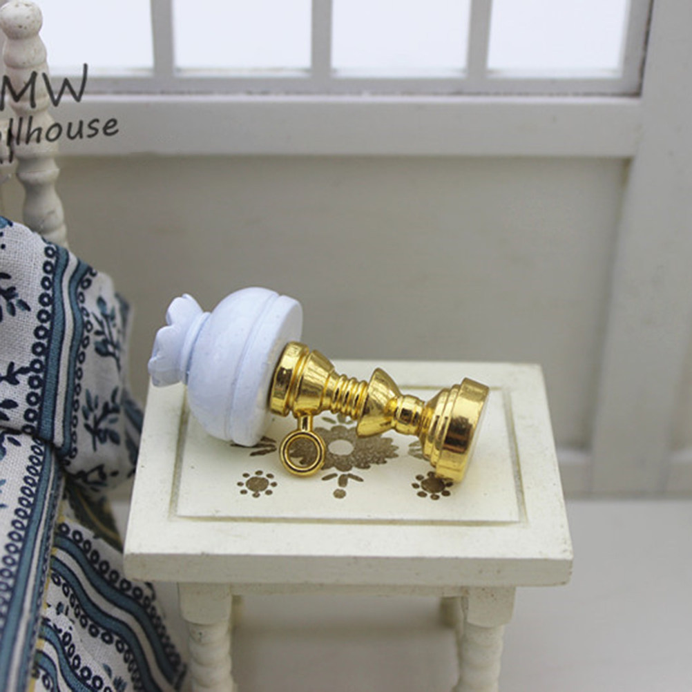 โคมไฟตั้งโต๊ะขนาดเล็กสีขาวสไตล - Collectible Vintage Lamps บทวิจารณ์และราคา